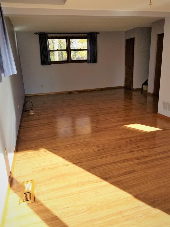 12817 15th Ave N #12817 - Photo 3 of 18