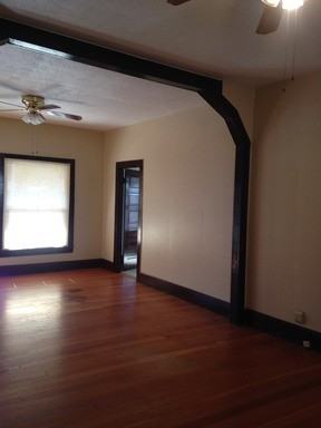 125 W 5th St - Photo 3 of 14