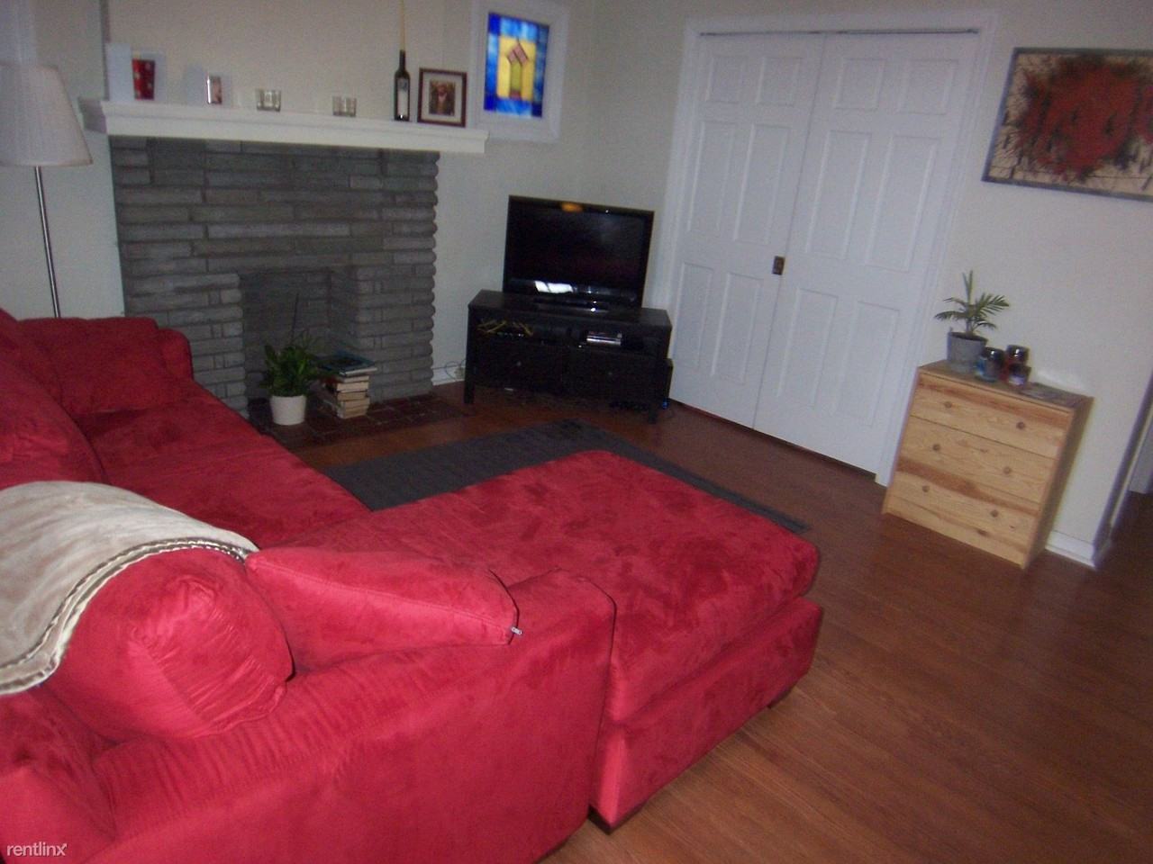 3313 Niagara St - Photo 2 of 12