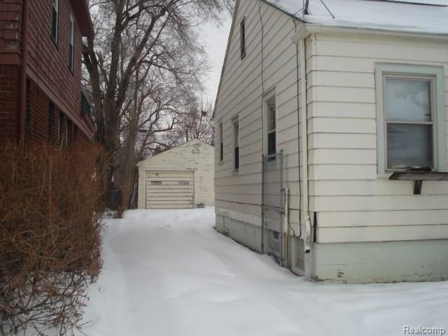4827 Argyle St - Photo 2 of 9