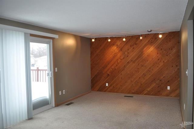 6331 Thaxton Pl - Photo 2 of 20