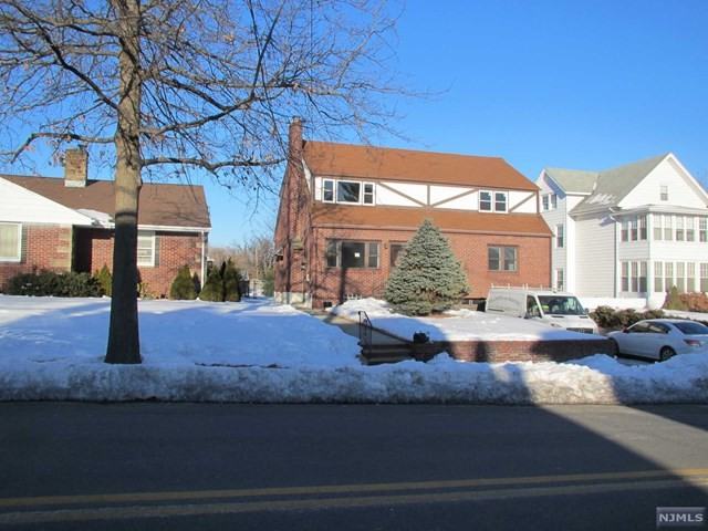 309 Williams Ave - Photo 2 of 12