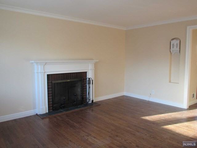 309 Williams Ave - Photo 3 of 12