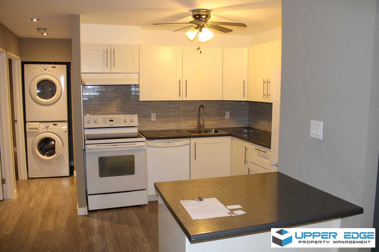 173 Lindenwood Village Condos - Photo 3 of 11