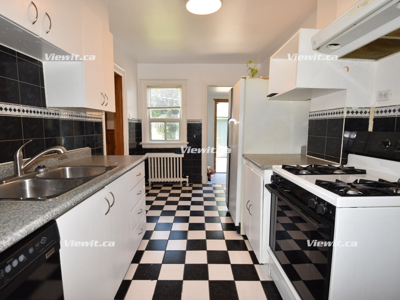 169 Donlands Ave - Photo 3 of 14
