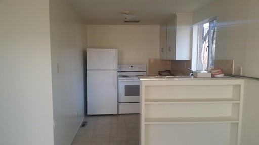 1209 Gordon Ave - Photo 2 of 9