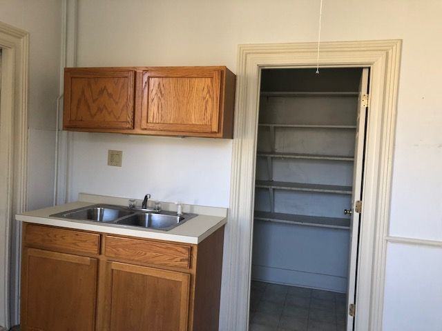 450 Main St - Photo 2 of 2