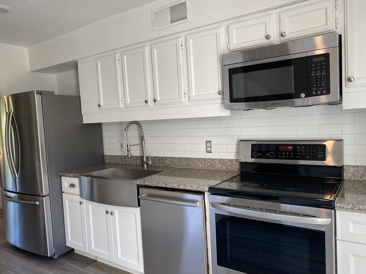 8612 Sw Brightfield Cir #8612 - Photo 2 of 6