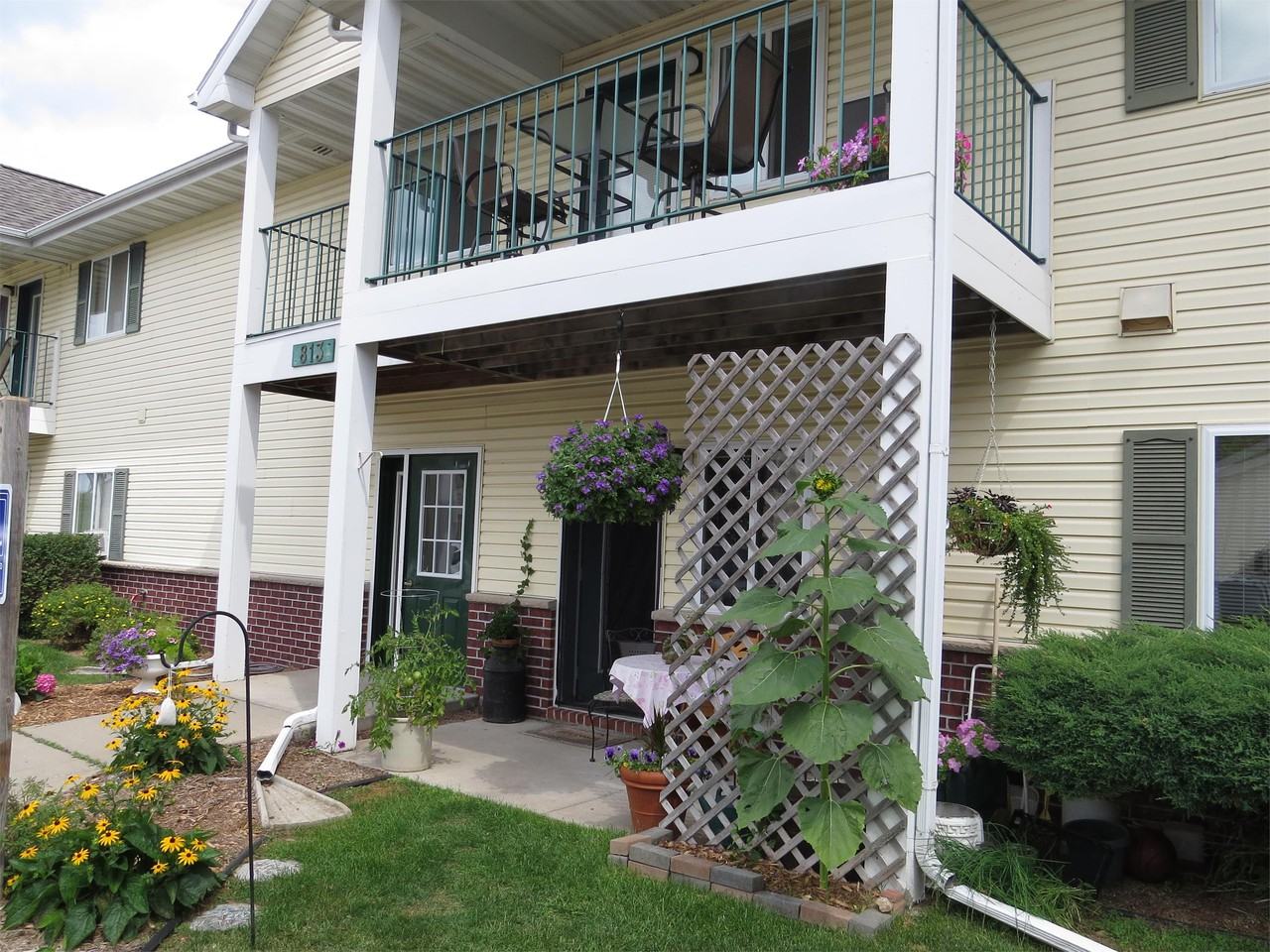 813 South St #225 - Photo 2 of 5