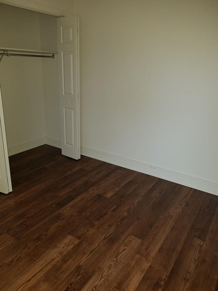 59 College Ct #1 - Photo 3 of 21