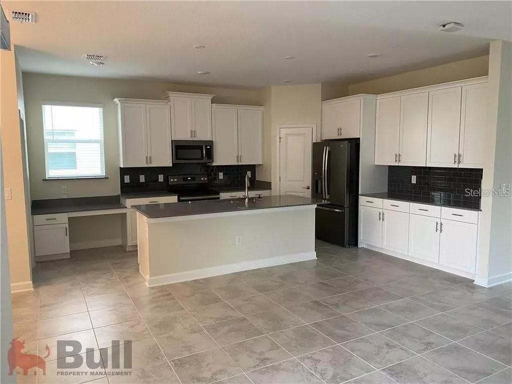 11333 History Ave #1 - Photo 4 of 15