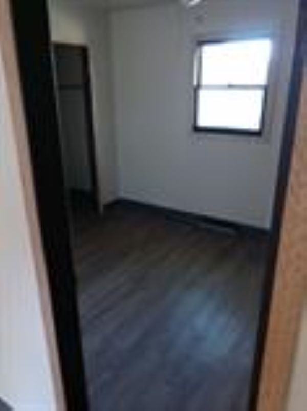 495 1/2 E 2nd St #495-1-2 - Photo 4 of 6
