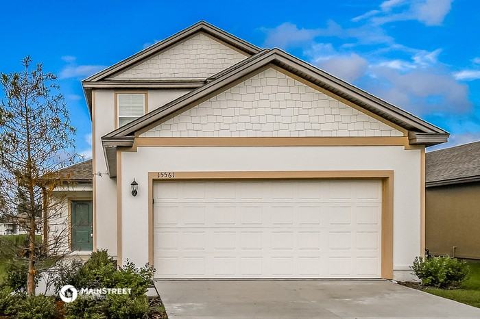 15561 Red Stag Ln - Photo 2 of 40