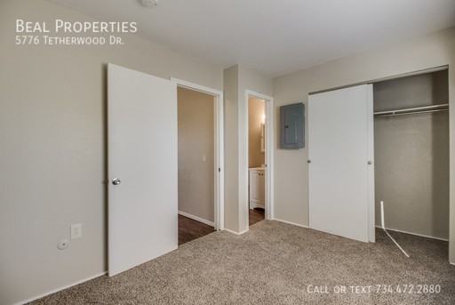 5776 Tetherwood Dr - Photo 2 of 12