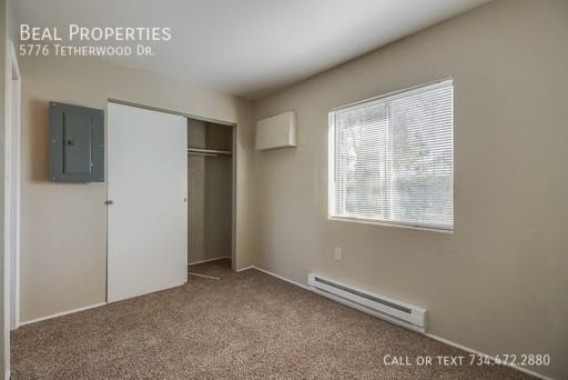 5776 Tetherwood Dr - Photo 3 of 12