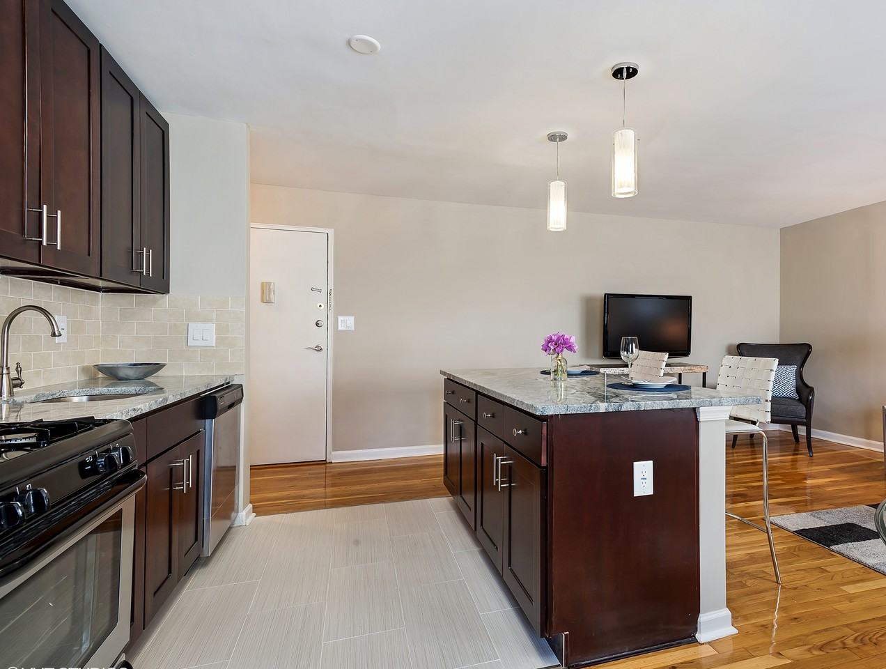 The Crossings at Edison 253 Lafayette Rd, Edison, NJ 08837