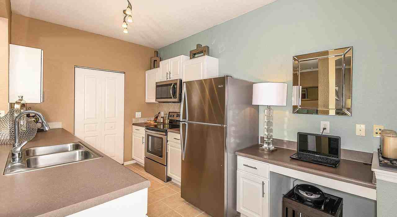 Gandy Boulevard #5 - Photo 4 of 8