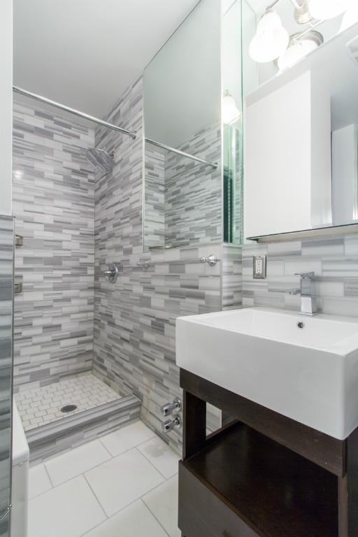 219 E 28th St #1A - Photo 4 of 4