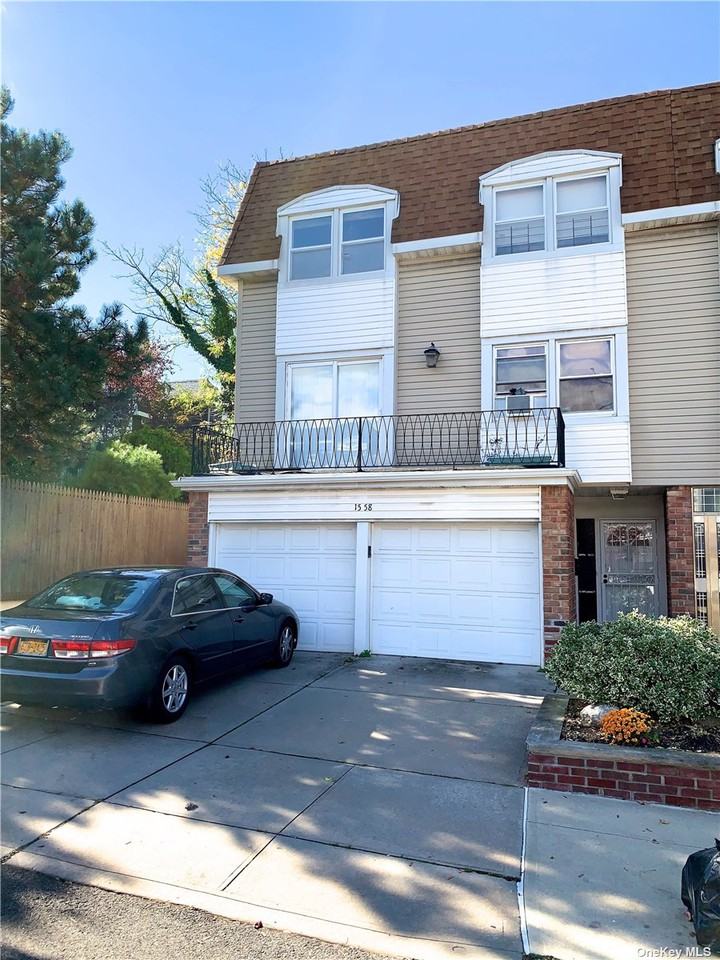 1558 215th Street Duplex, New York, NY 11360 3 Bedroom Apartment for