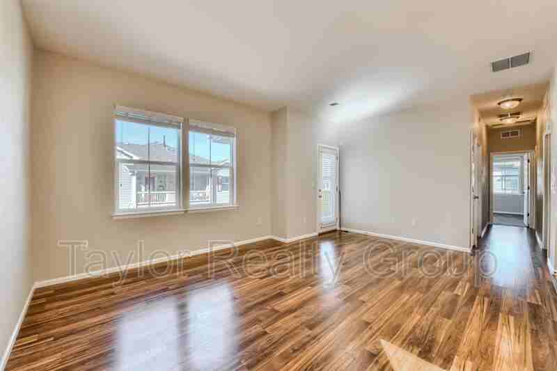 12940 Grant Cir W #C - Photo 3 of 23