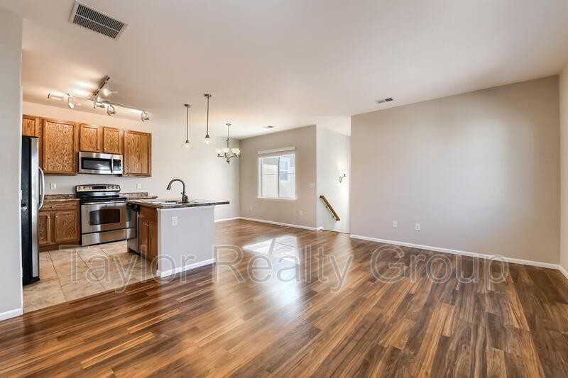 12940 Grant Cir W #C - Photo 5 of 23