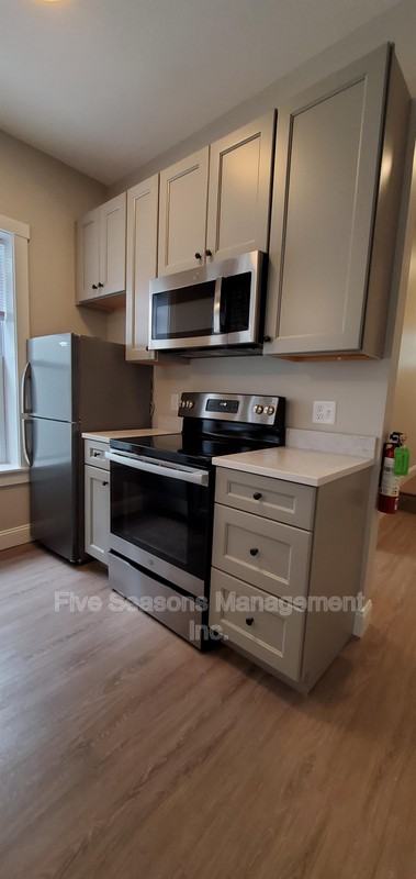 68 S Union St - Photo 2 of 9