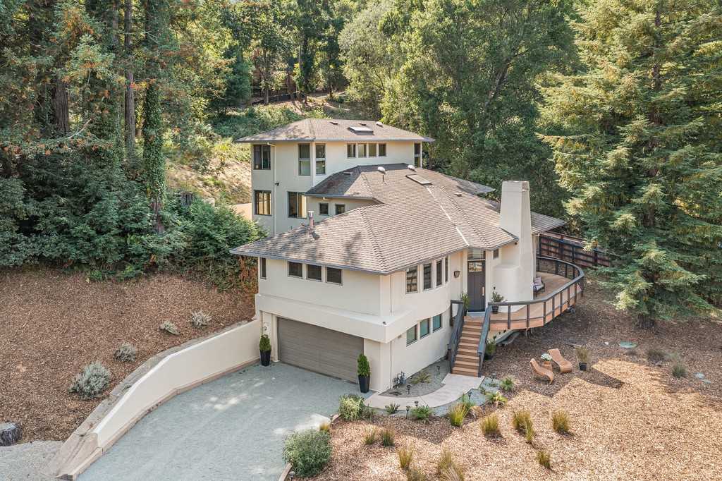 100 Santana Lane - Photo 2 of 29