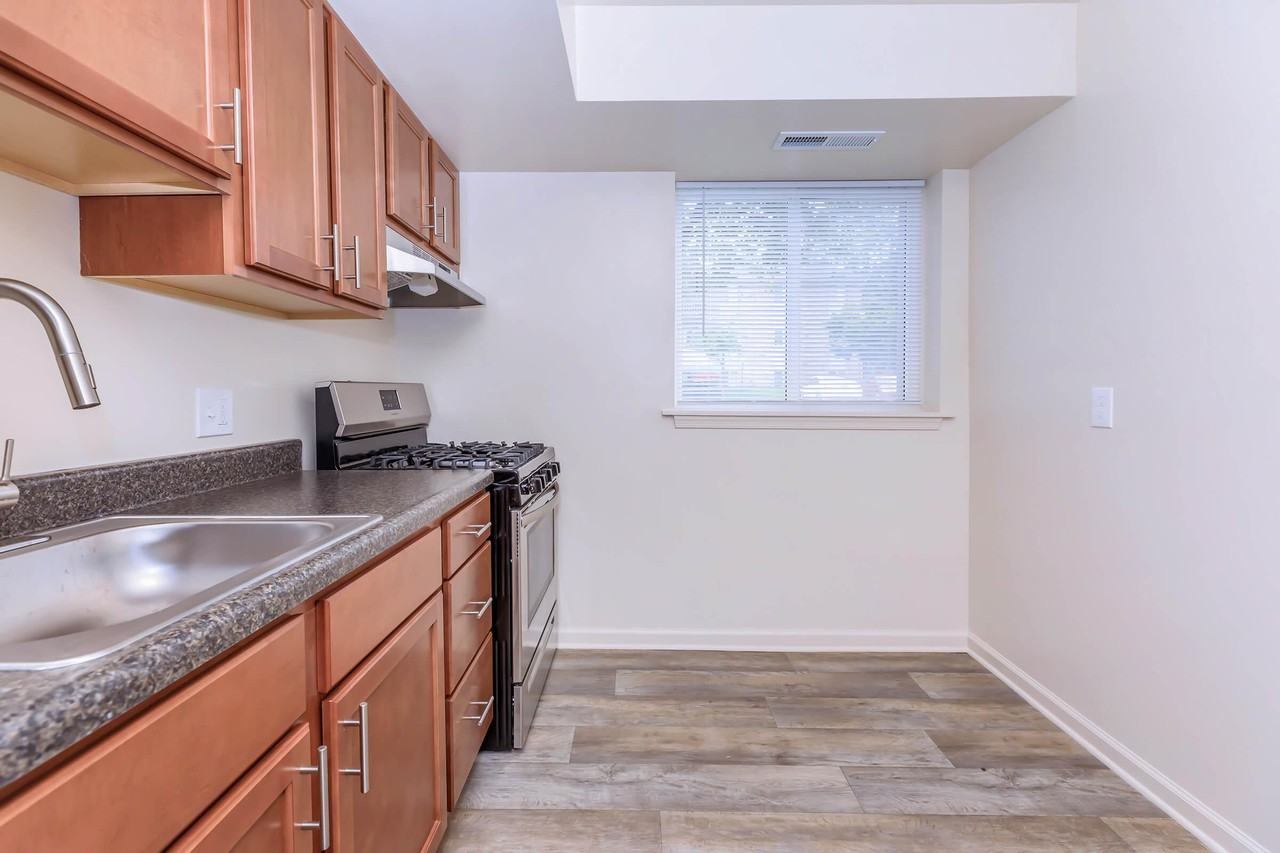 Commons at White Marsh - Photo 3 of 48