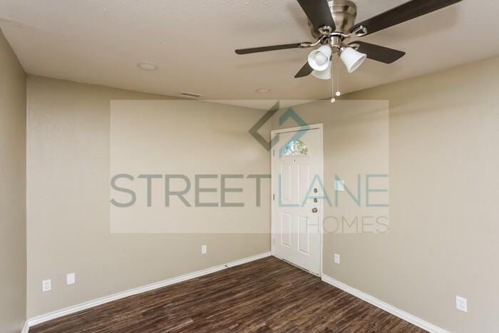 4725 Highway Dr - Photo 2 of 14