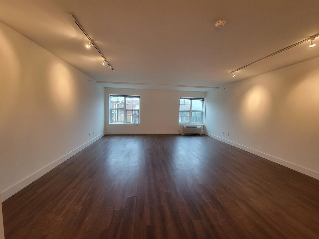 35 Van Nydeck Avenue308 #308 - Photo 3 of 8