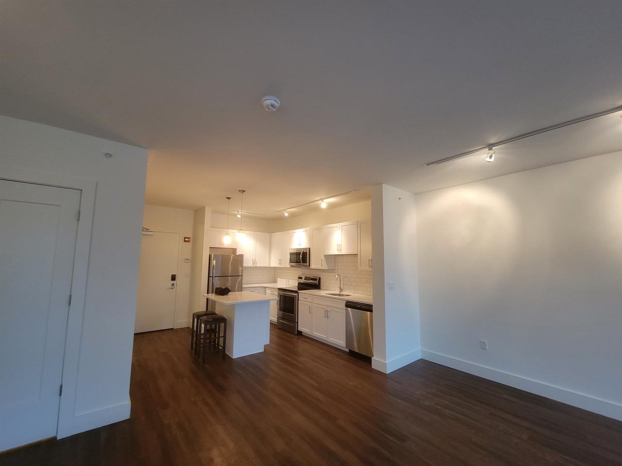 35 Van Nydeck Avenue308 #308 - Photo 5 of 8