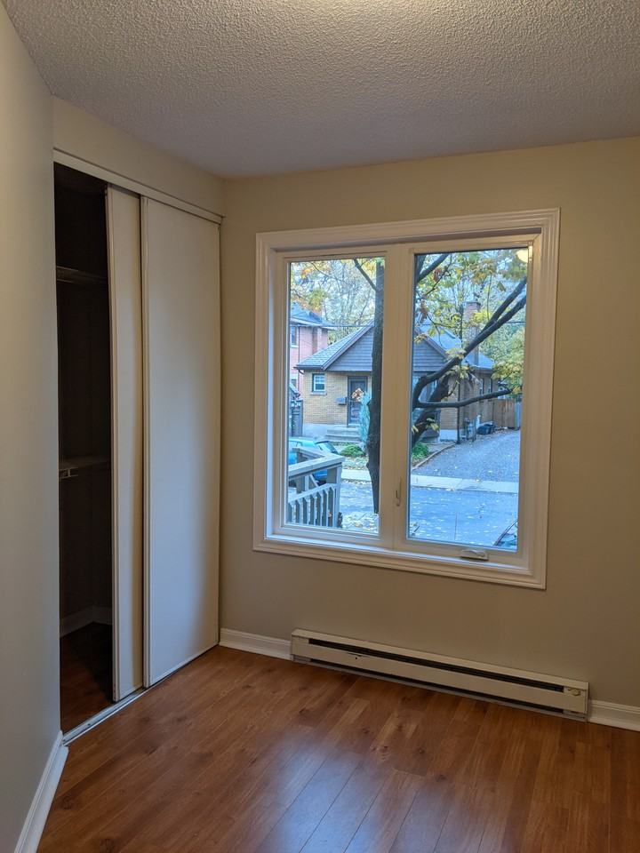 Lees Ave & Rosemere Ave - Photo 5 of 7