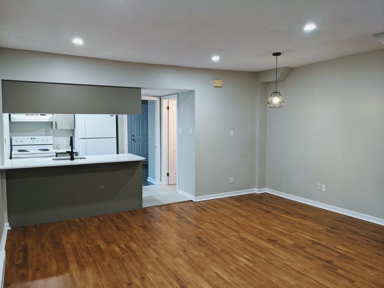 Lees Ave & Rosemere Ave - Photo 3 of 7