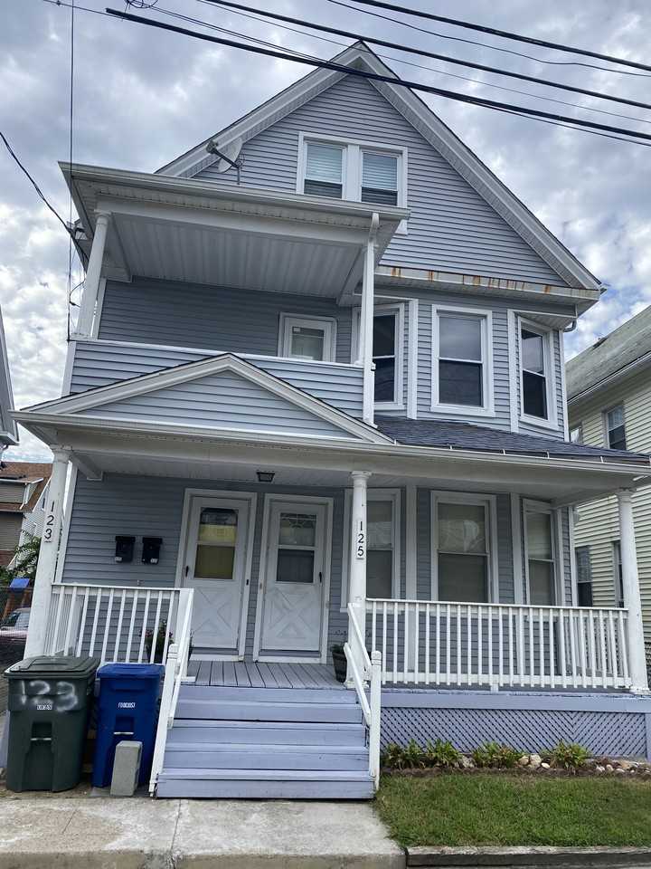 123 Clifford St #1 - Photo 3 of 3