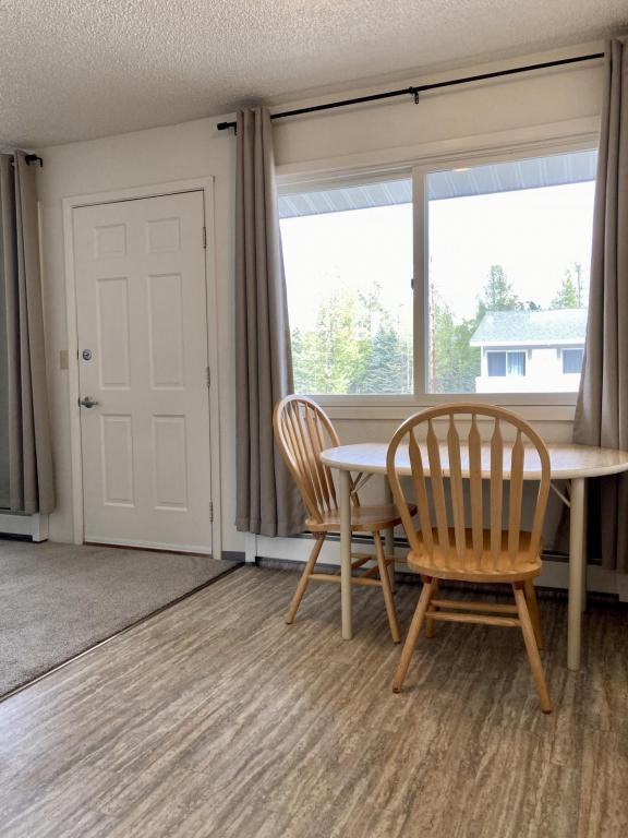 The Cedars Apts (Furnished) - Kenai - Photo 4 of 13