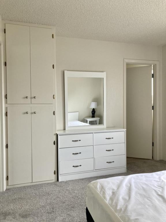 The Cedars Apts (Furnished) - Kenai - Photo 7 of 13