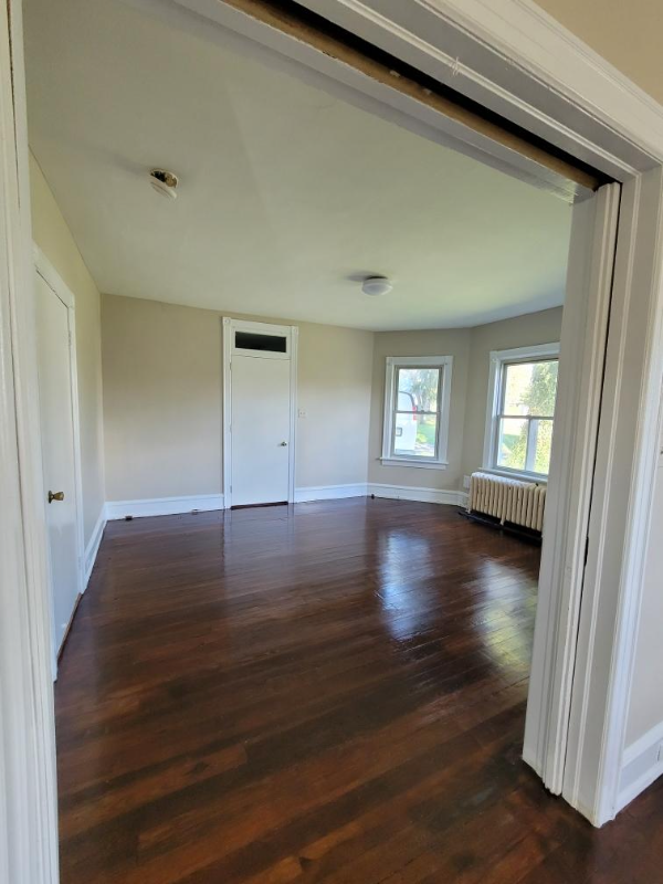 53 Sunset Ave - Photo 2 of 12