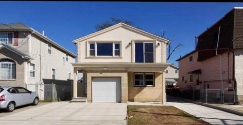 287 Lamport Blvd #1 - Photo 2 of 8