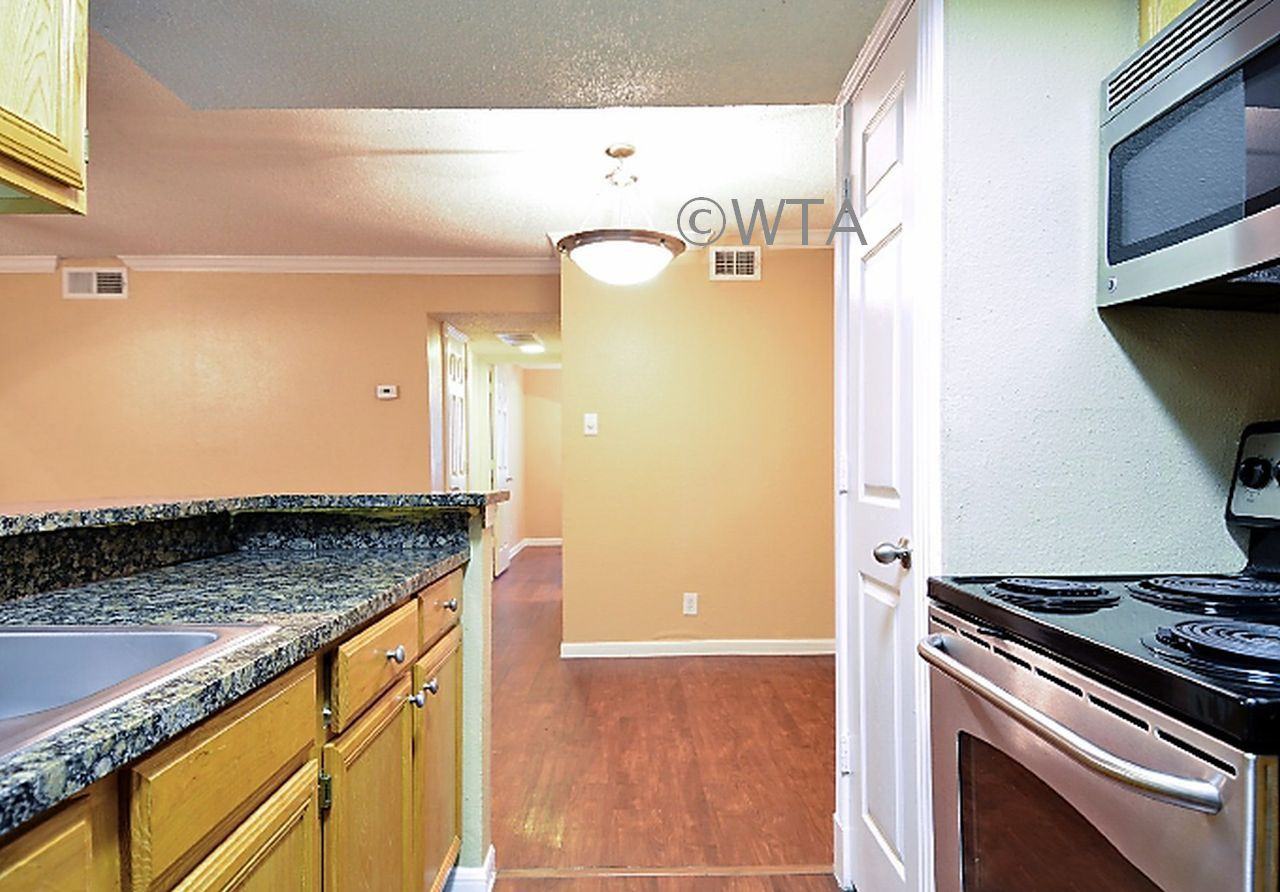 2611 BEE CAVES RD. - Photo 2 of 20