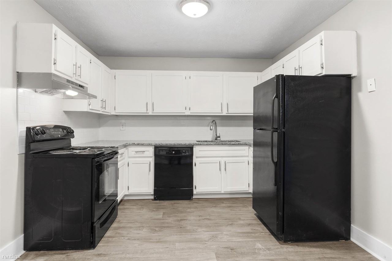 Ridgewood Apartments - Photo 3 of 27