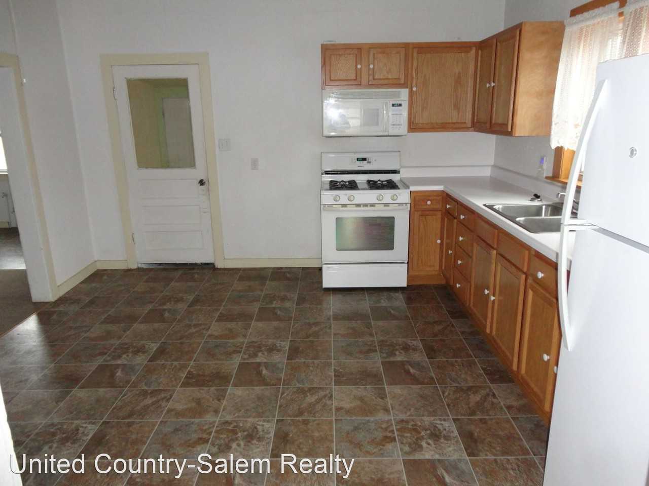 1168 County Road 4110 - Photo 2 of 12