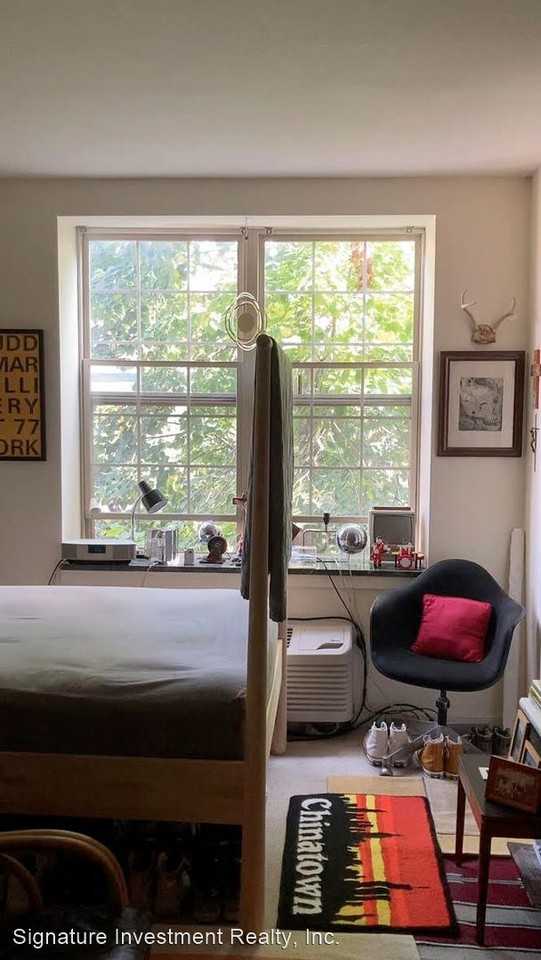 931 Clinton Street - Photo 2 of 23