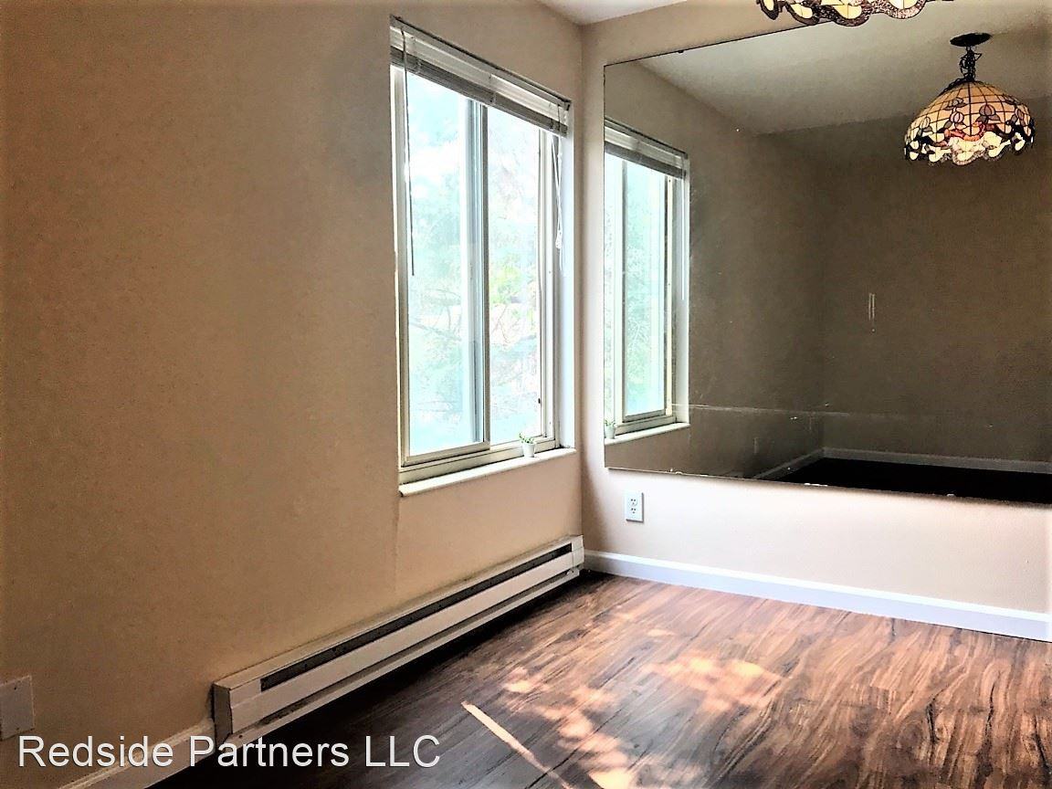 University District Heights - Photo 7 of 17