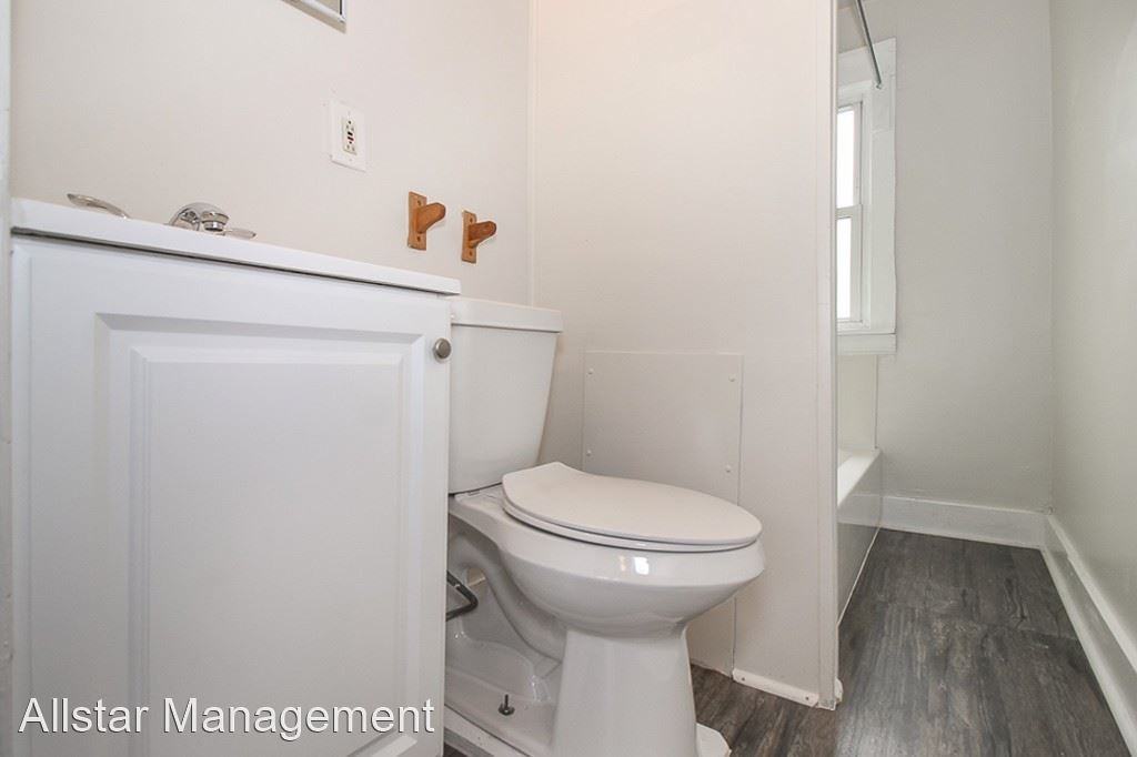 403 E 152nd Street - Photo 2 of 21