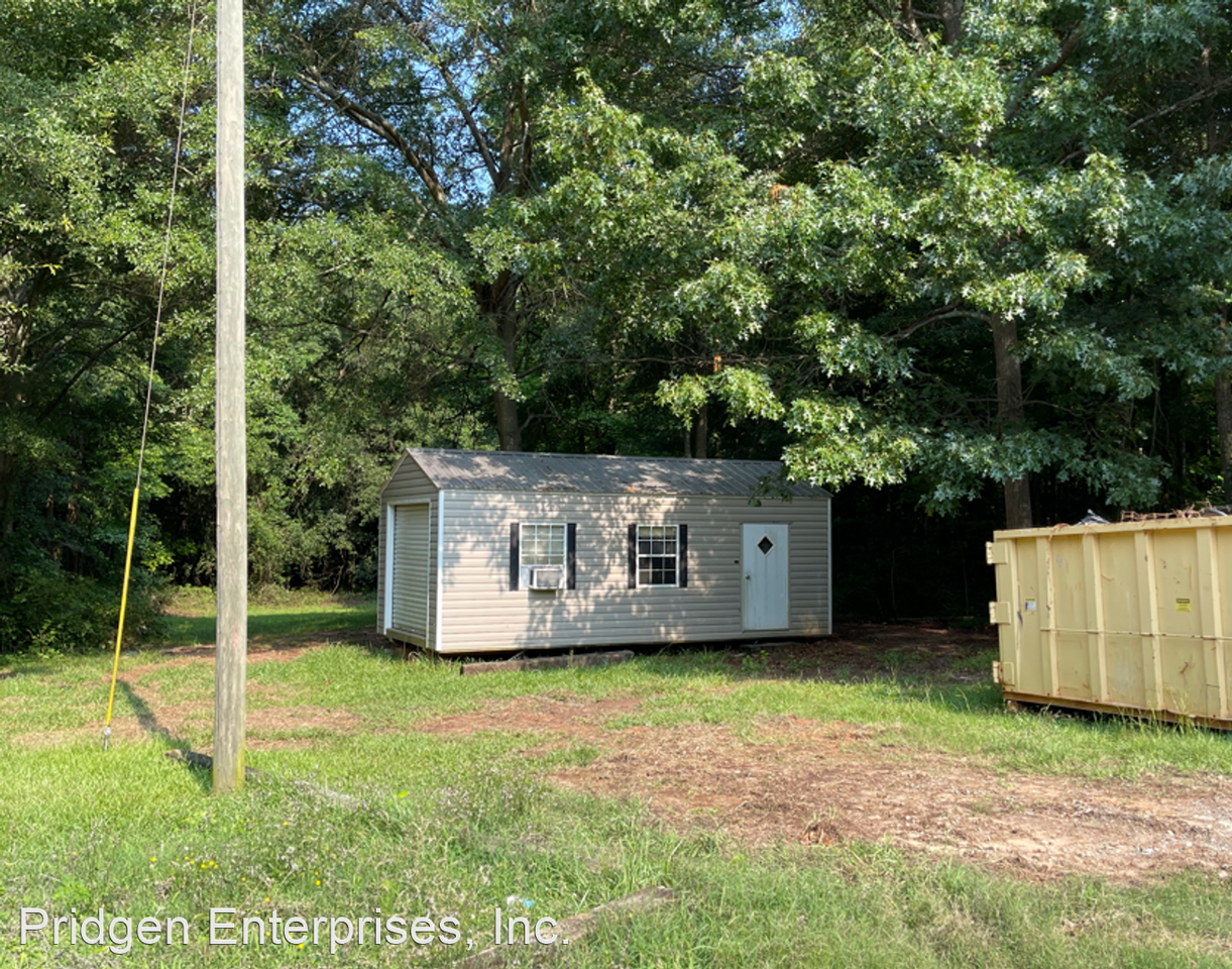 183 Park Ln - Photo 2 of 2