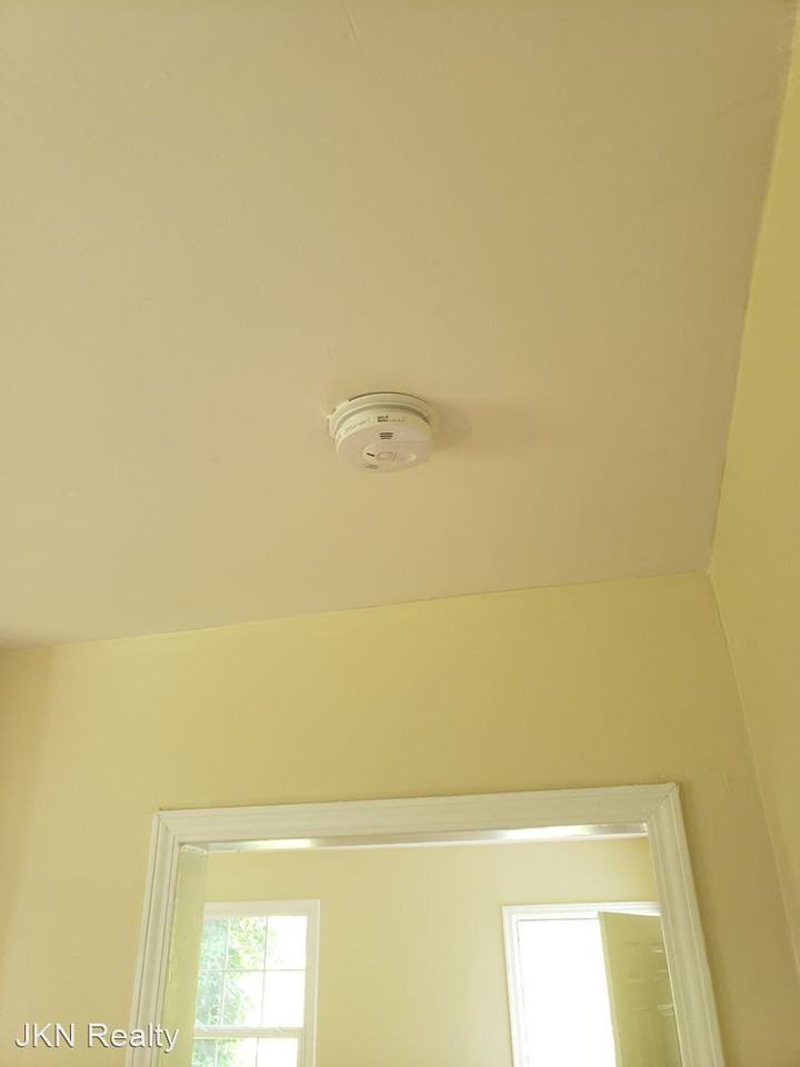 3005 West Blvd - Photo 2 of 11