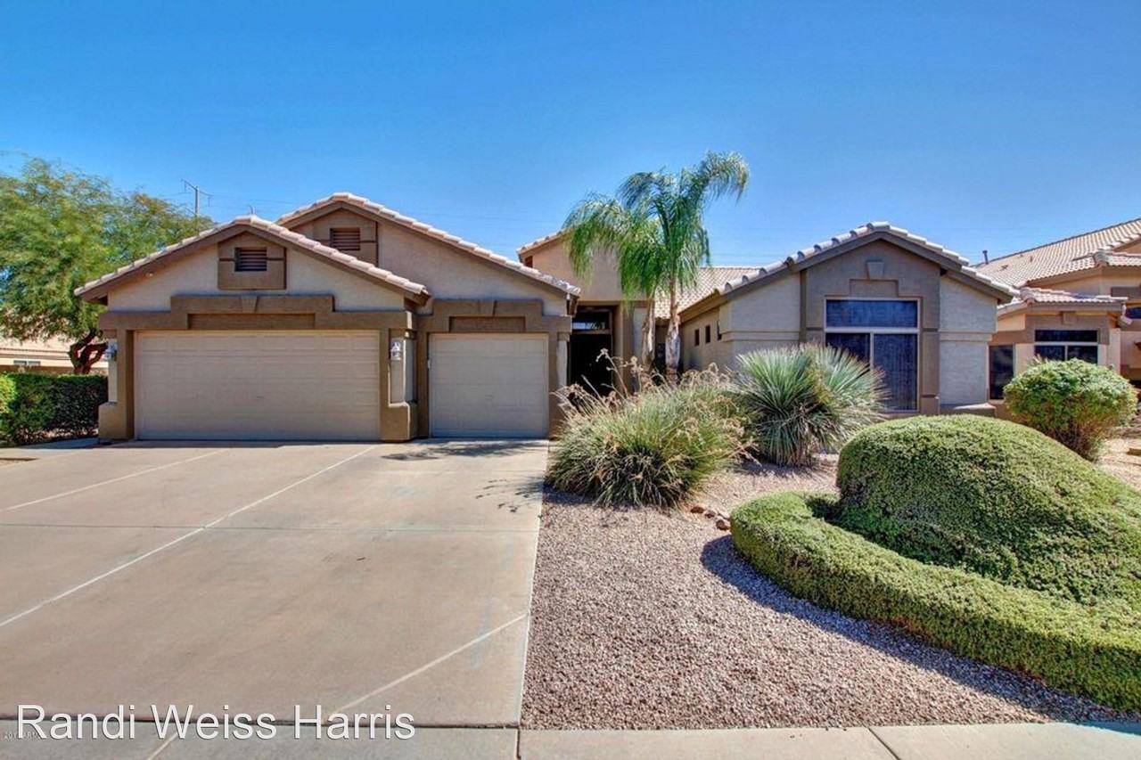 673 S Peppertree Dr - Photo 2 of 24