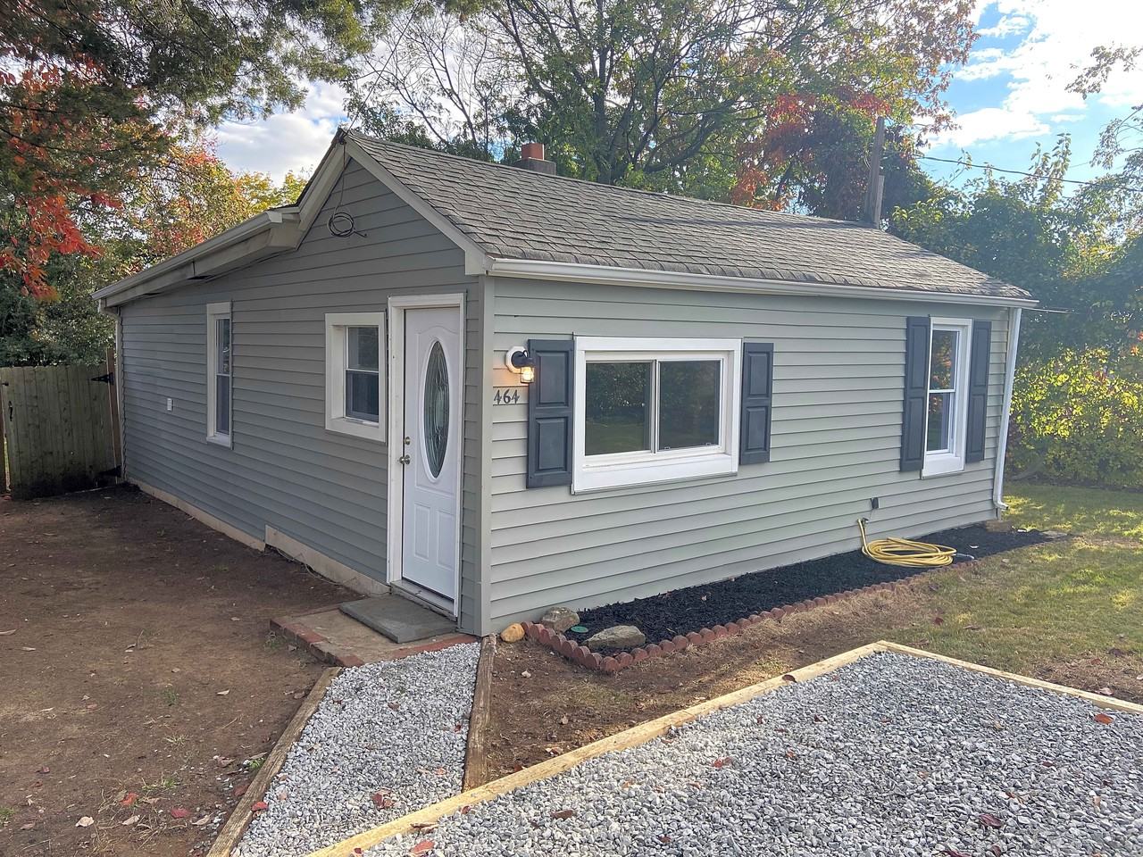 464 Harrison Ave - Photo 2 of 10