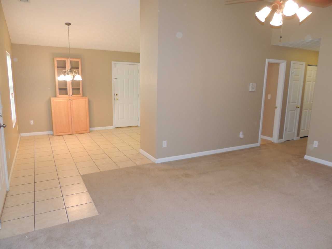 546 Forest Hill Dr - Photo 3 of 16