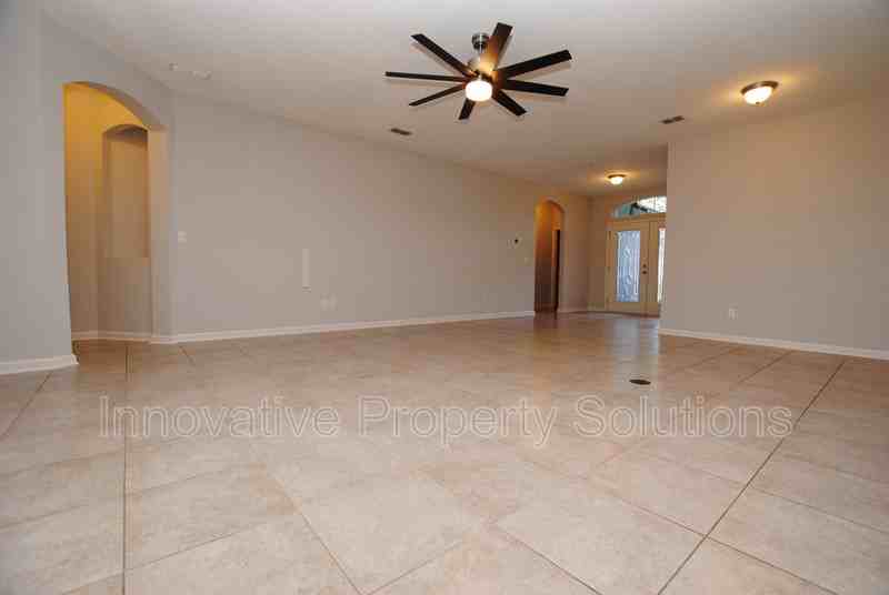 4411 Quail Hollow Rd - Photo 3 of 35